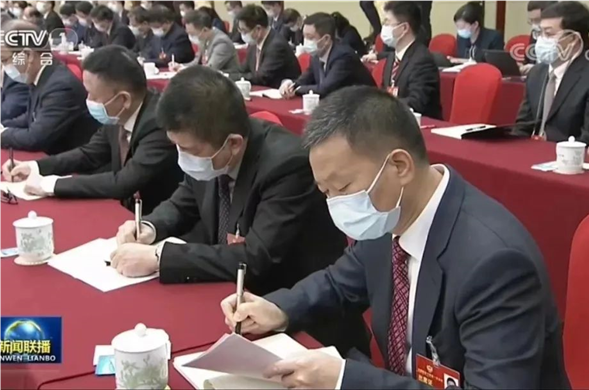 四川新闻联播｜费功全委员：肩负社会责任 促进共同富裕