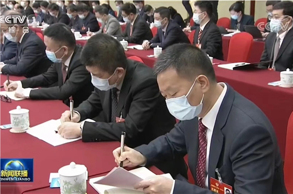 成都日报｜全国政协委员费功全：肩负社会责任 促进共同富裕